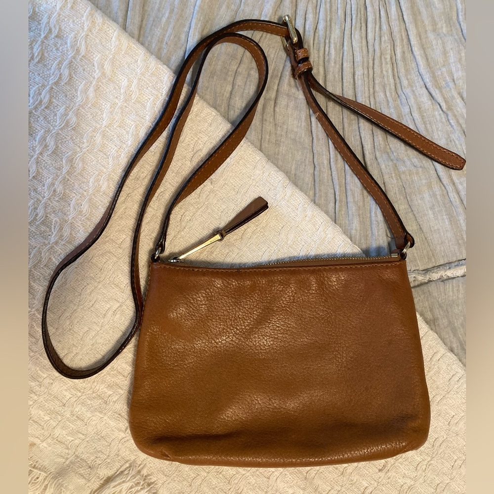 Michael Kors Gilmore Small Crossbody - Picture 2 of 9
